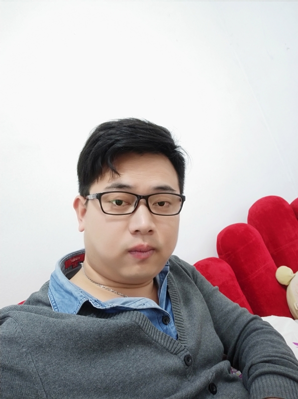 何必在亿的第一张照片--上门女婿服务网