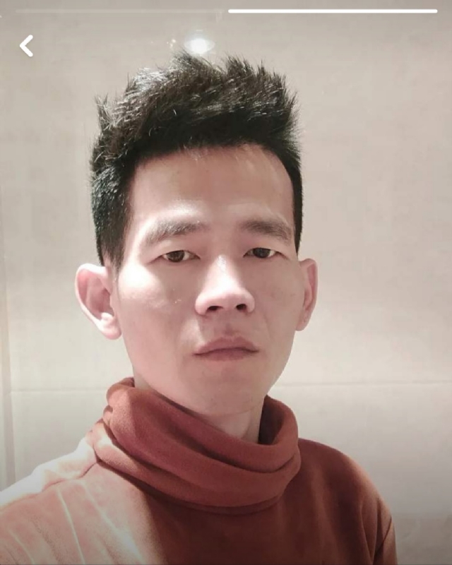 白了少年头的第一张照片--上门女婿服务网