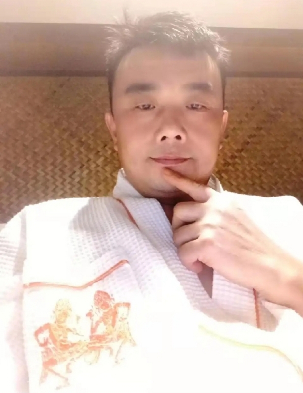 青锋的第一张照片--上门女婿服务网