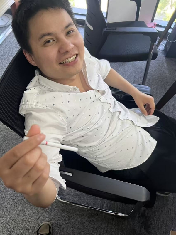 我是你辉哥的第一张照片--上门女婿服务网