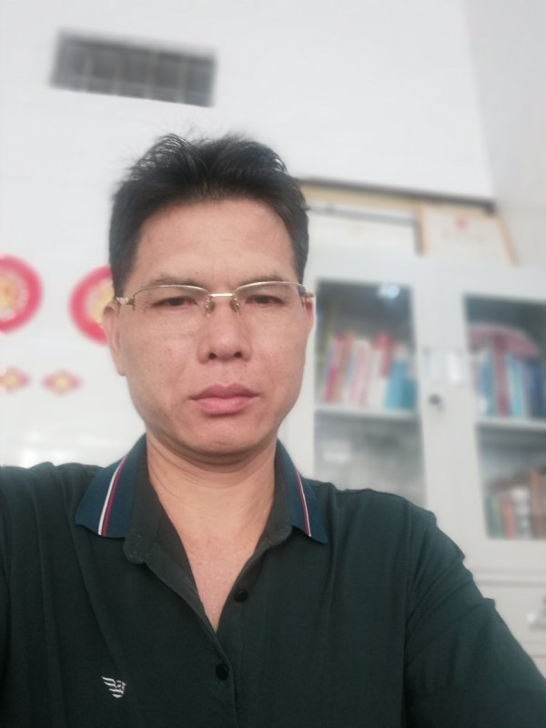 后视镜的第二张照片--上门女婿服务网