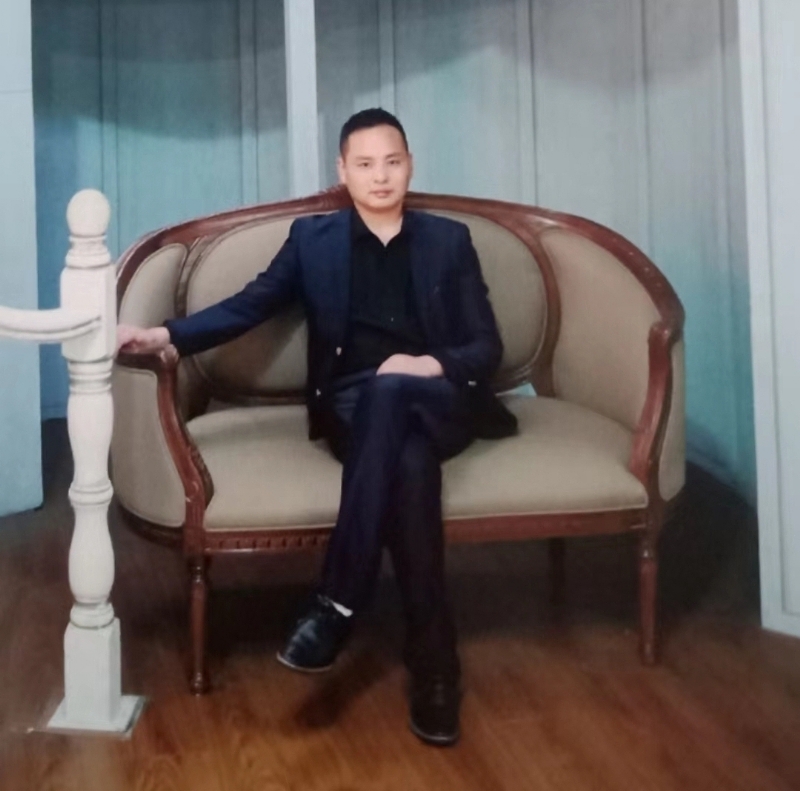 龙行天下的第二张照片--上门女婿服务网
