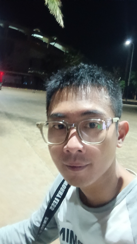 龙龙的第一张照片--上门女婿服务网