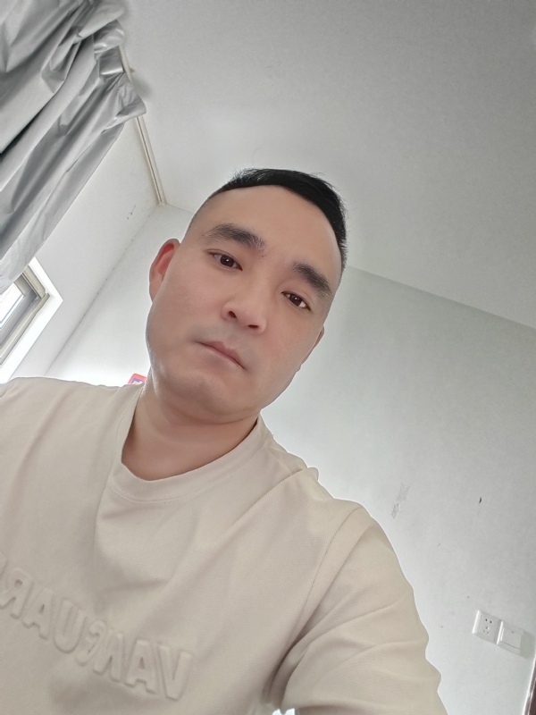 小锋的第一张照片--上门女婿服务网