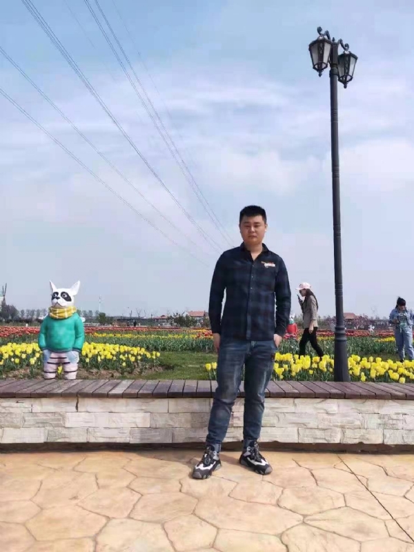 海阔天空的第一张照片--上门女婿服务网