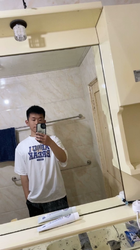 哈哈的第一张照片--上门女婿服务网