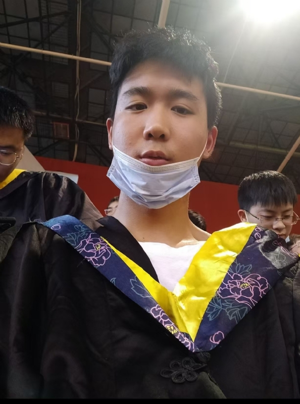 落落大方的第一张照片--上门女婿服务网