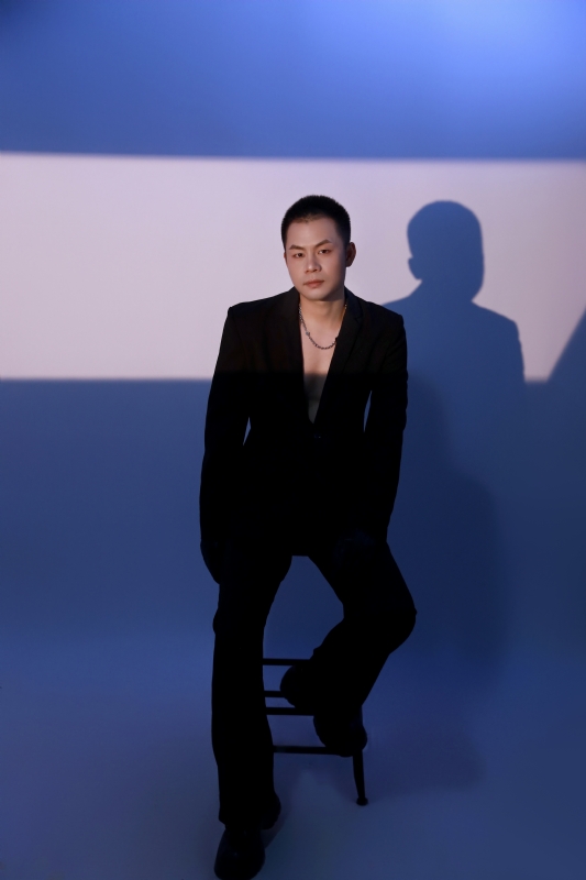 胡杰的第一张照片--上门女婿服务网