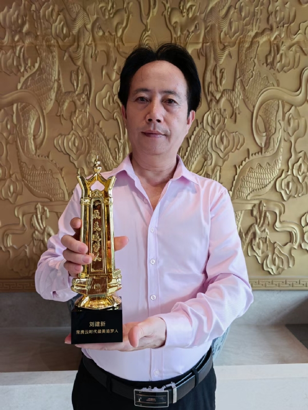 青春有你的第二张照片--上门女婿服务网