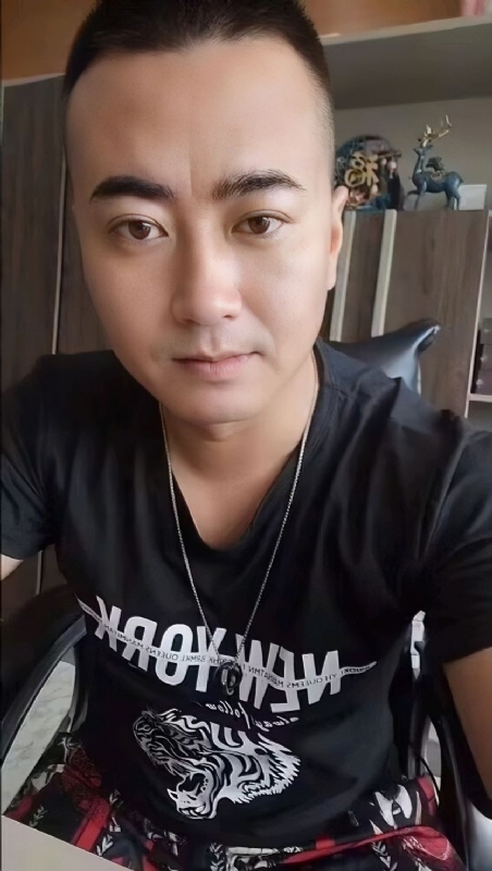 Luck耀的第一张照片--上门女婿服务网